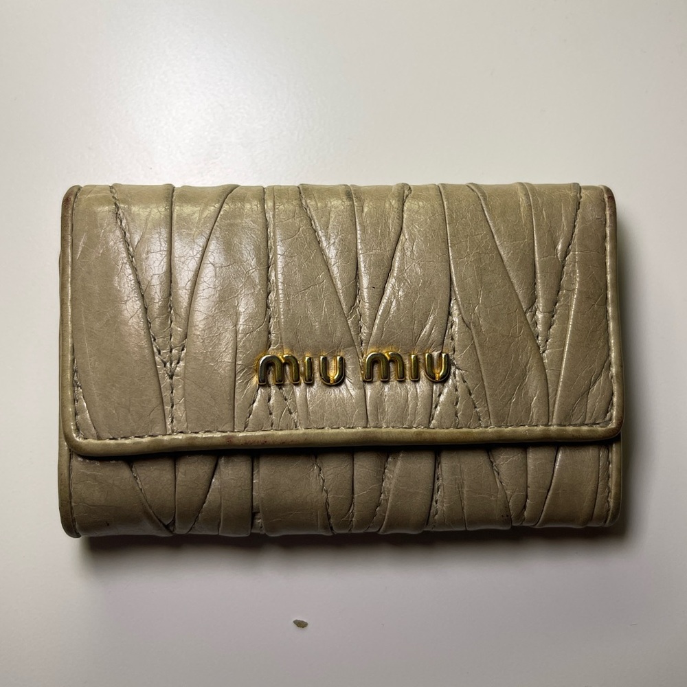 Miu Miu Taupe Leather Key Holder
